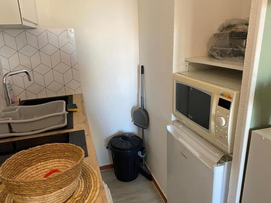 Superbe Studio Renove Avec Piscine Et Vue Marina Le Barcarès Esterno foto
