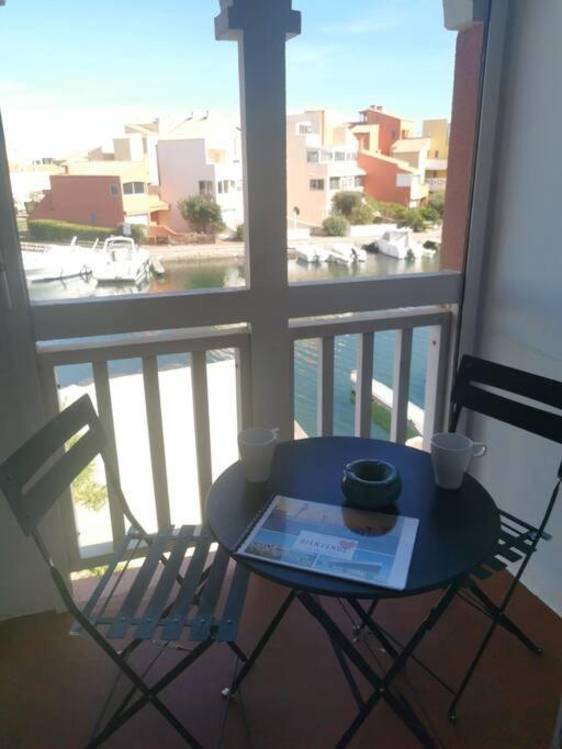Superbe Studio Renove Avec Piscine Et Vue Marina Le Barcarès Esterno foto