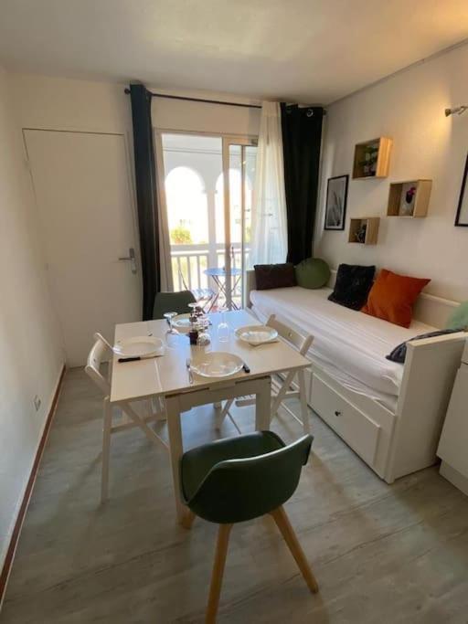 Superbe Studio Renove Avec Piscine Et Vue Marina Le Barcarès Esterno foto